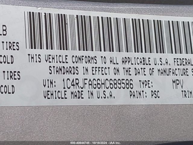 1C4RJFAG6HC689586 Jeep Grand Cherokee Laredo 4x4