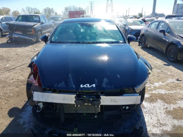 5XXG14J26NG142555 KIA K5 LXS