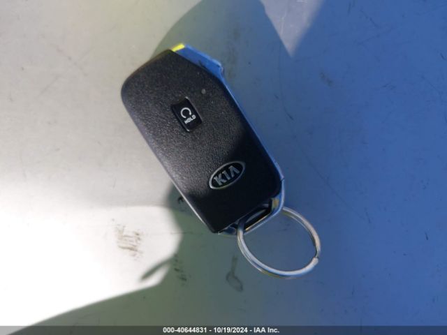 5XYRLDLC2MG051432 KIA SORENTO S