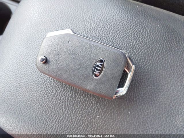 3KPF24AD6ME300457 KIA FORTE FE