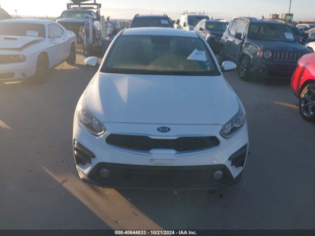 3KPF24AD6ME300457 KIA FORTE FE