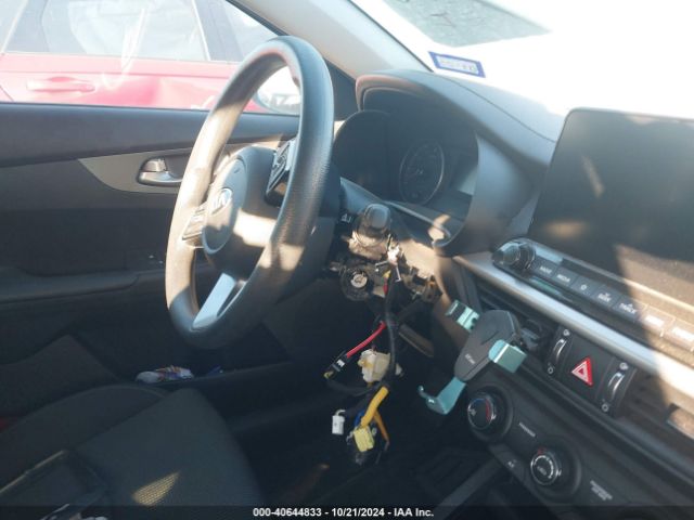 3KPF24AD6ME300457 KIA FORTE FE