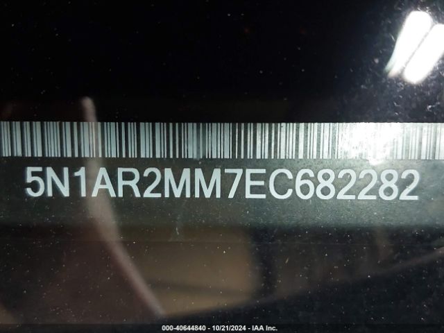 5N1AR2MM7EC682282 Nissan Pathfinder Sl