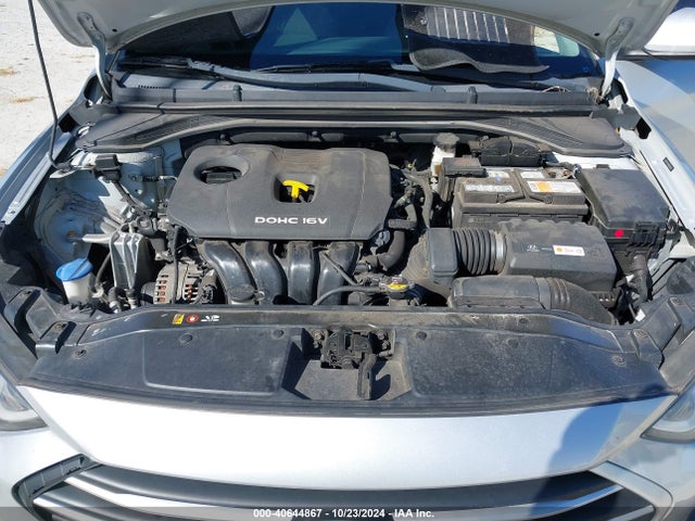 Hyundai ELANTRA SE 2017 5NPD74LF8HH206539 Image 10