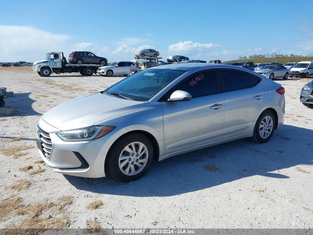 Hyundai ELANTRA SE 2017 5NPD74LF8HH206539 Image 2