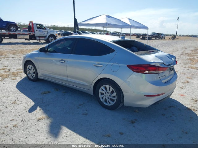 Hyundai ELANTRA SE 2017 5NPD74LF8HH206539 Image 3