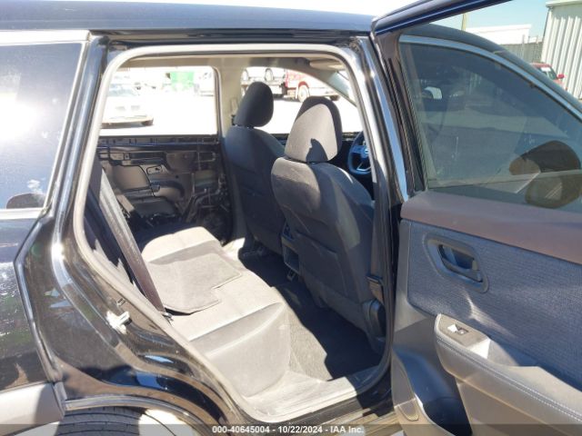5N1AT3AA3MC676222 Nissan Rogue S Fwd