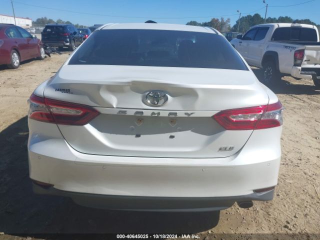 4T1B11HK9JU109340 Toyota CAMRY XLE