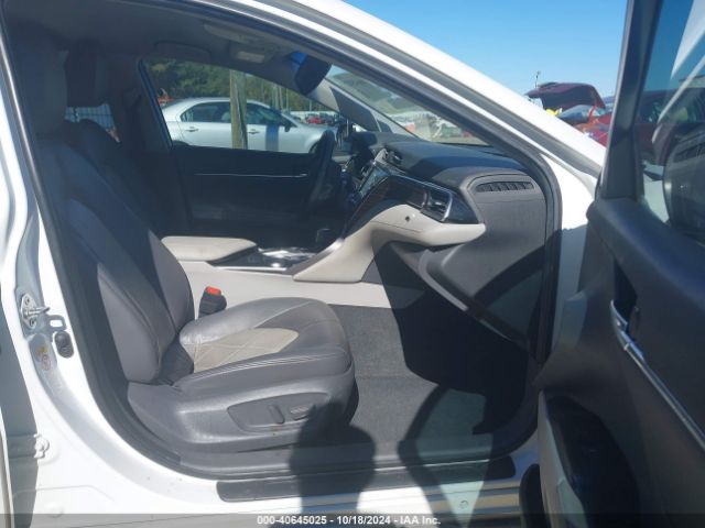 4T1B11HK9JU109340 Toyota CAMRY XLE