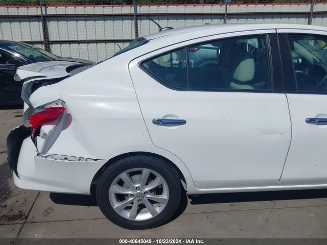 Nissan Versa 1.6 Sl 2015 3N1CN7APXFL821866 Image 18