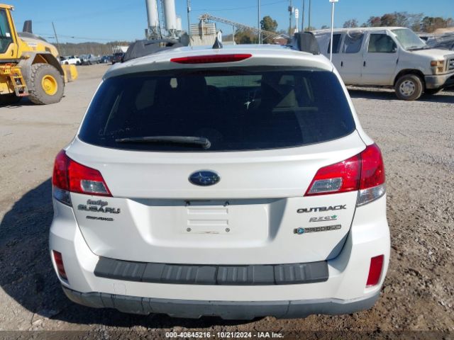 4S4BRBCCXE3228766 Subaru Outback 2.5i Premium