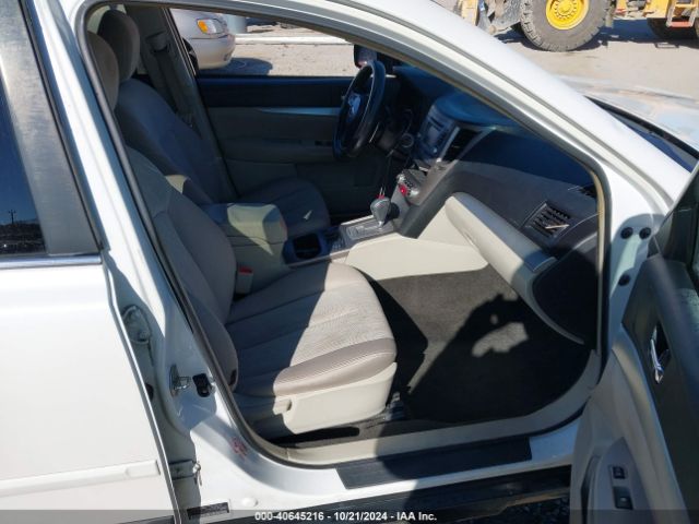4S4BRBCCXE3228766 Subaru Outback 2.5i Premium