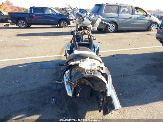 2006 SUZUKI M109R / VZR1800 JS1VY53A762102788 Photo 5
