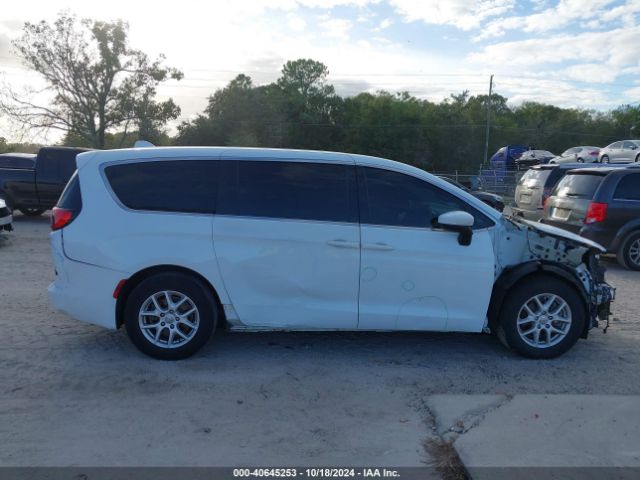 2C4RC1CG5HR677947 Chrysler Pacifica Lx