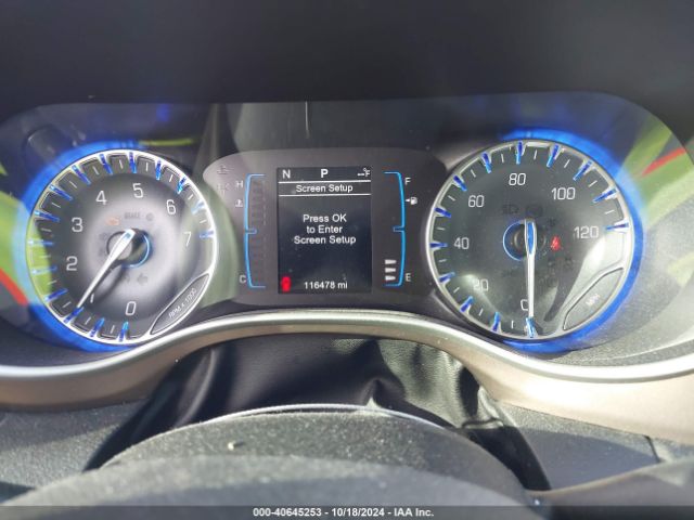 2C4RC1CG5HR677947 Chrysler Pacifica Lx