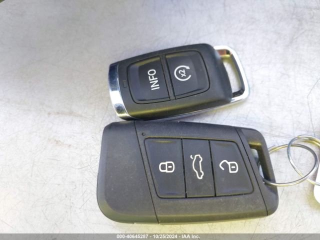 1V2LP2CA1NC533861 Volkswagen Atlas 2.0t Se