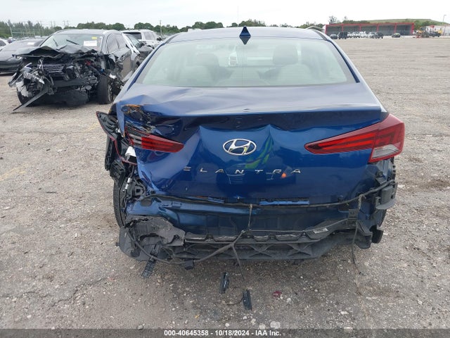 Hyundai ELANTRA SEL 2019 5NPD84LF9KH440614 Image 17