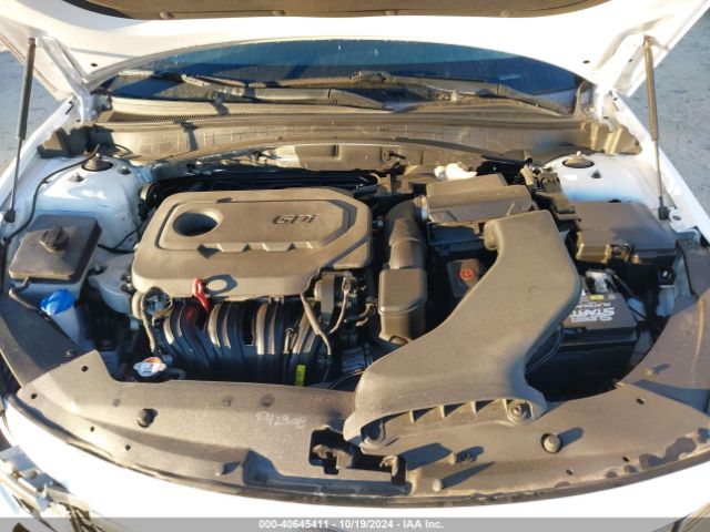 2018 KIA OPTIMA 5XXGT4L32JG265716 Photo 9