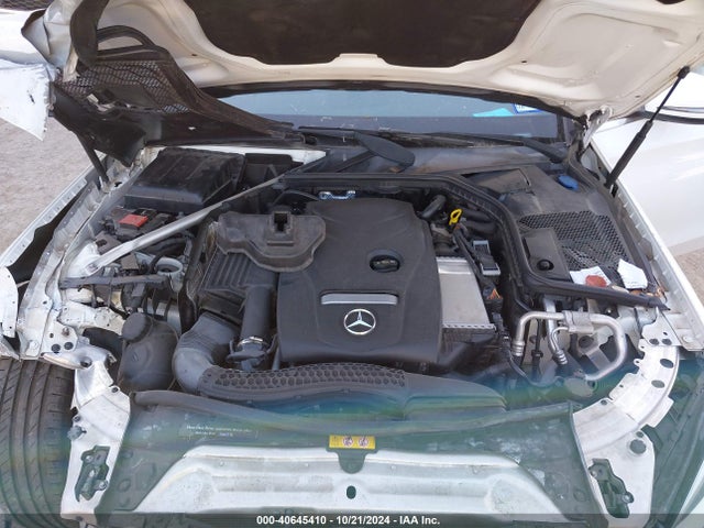 55SWF4JB8GU145538 Mercedes-Benz C 300 Luxury/sport