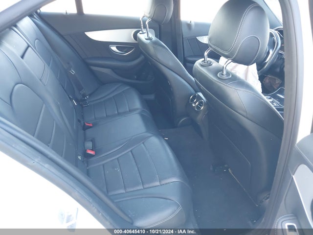 55SWF4JB8GU145538 Mercedes-Benz C 300 Luxury/sport
