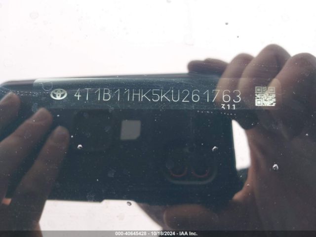 4T1B11HK5KU261763 Toyota CAMRY SE