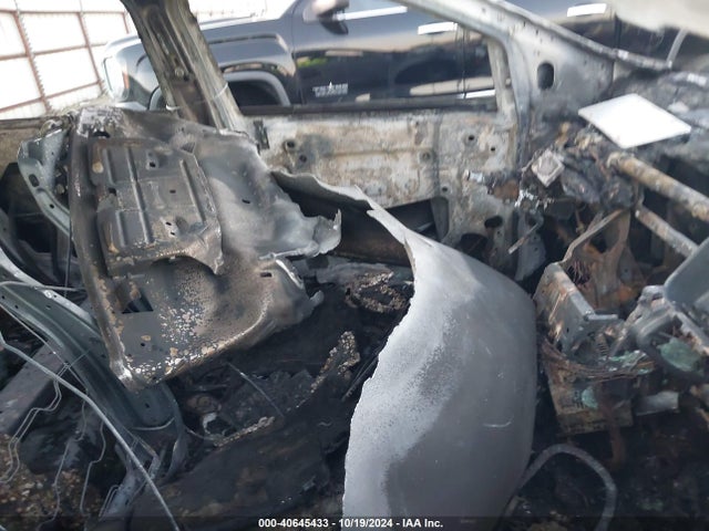 Ford ESCAPE S 2019 1FMCU0F72KUB94589 Image 5