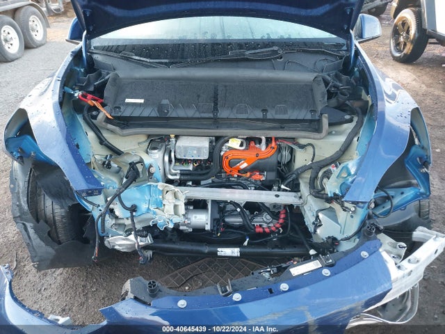 2024 TESLA MODEL Y 7SAYGDEE6RF025741 Photo 9