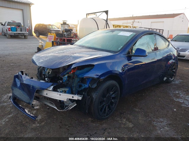 2024 TESLA MODEL Y 7SAYGDEE6RF025741 Photo 1