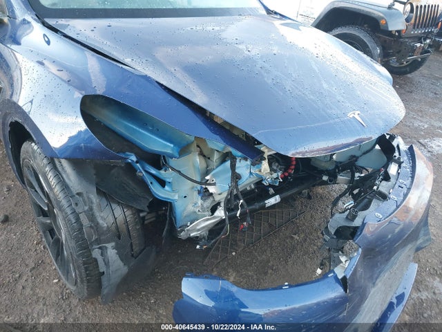 2024 TESLA MODEL Y 7SAYGDEE6RF025741 Photo 5