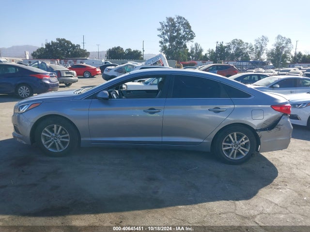 Hyundai SONATA SE 2016 5NPE24AF2GH362998 Image 14