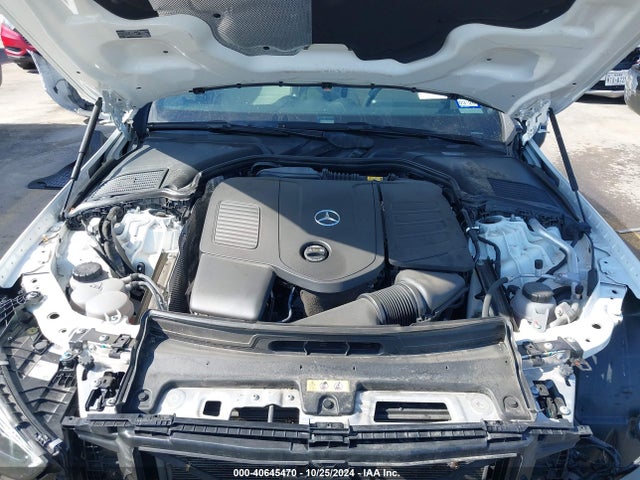 W1KAF4GB1PR093138 Mercedes-Benz C 300 Sedan