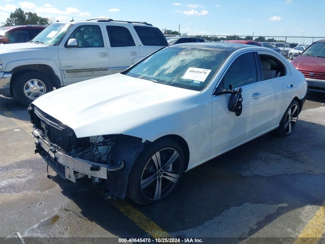 W1KAF4GB1PR093138 Mercedes-Benz C 300 Sedan