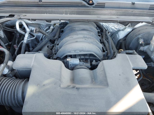 40645593 :رقم المزاد ، 1GNSKAKC1FR240492 vin ، 2015 Chevrolet Tahoe Ls مزاد بيع