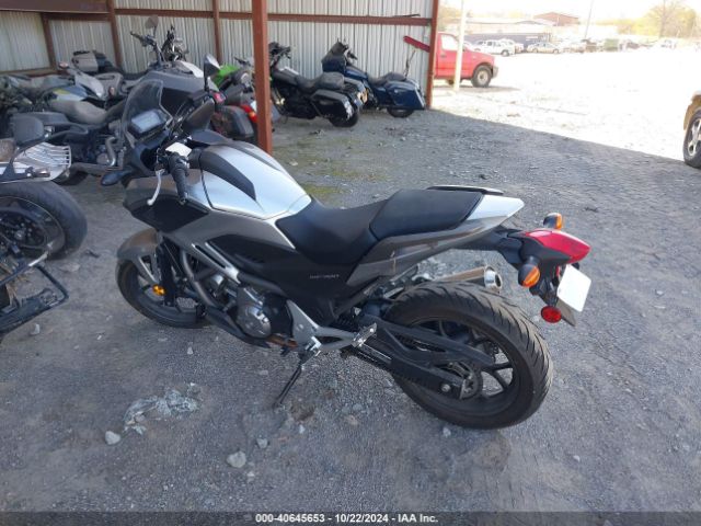 2012 HONDA NC700X JH2RC6351CK002462 Photo 2