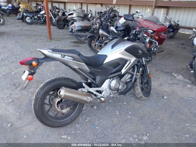 2012 HONDA NC700X JH2RC6351CK002462 Photo 3