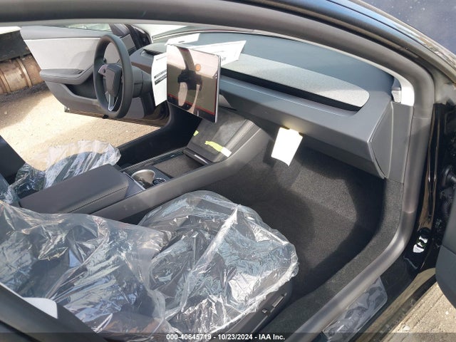 2024 TESLA MODEL 3 5YJ3E1EA0RF864261 Photo 4