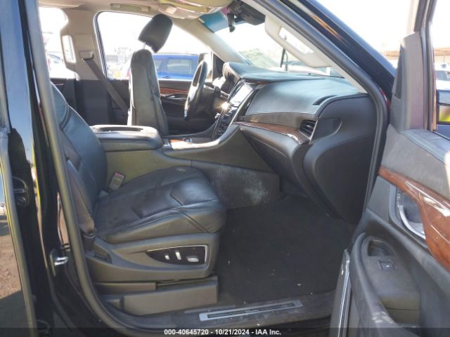 1GYS4MKJ7FR661209 Cadillac Escalade Luxury