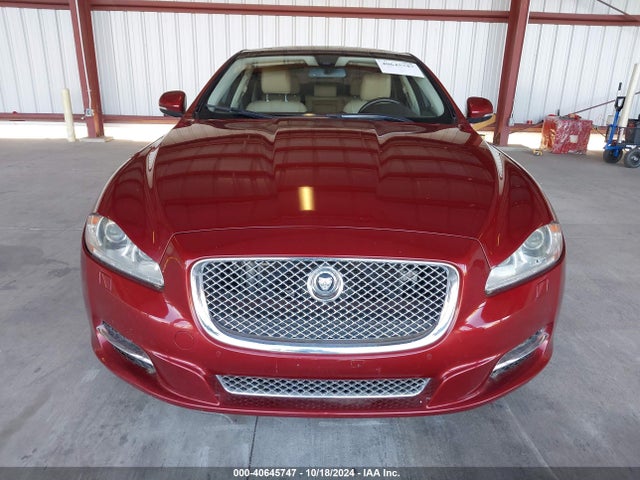 2011 Jaguar Xj მანქანა იყიდება აუქციონზე, vin: SAJWA1CB3BLV16950, აუქციონის ნომერი: 40645747