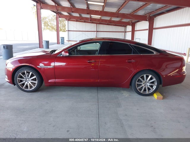2011 Jaguar Xj მანქანა იყიდება აუქციონზე, vin: SAJWA1CB3BLV16950, აუქციონის ნომერი: 40645747