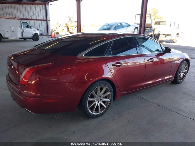 2011 JAGUAR XJ SAJWA1CB3BLV16950 Photo 3