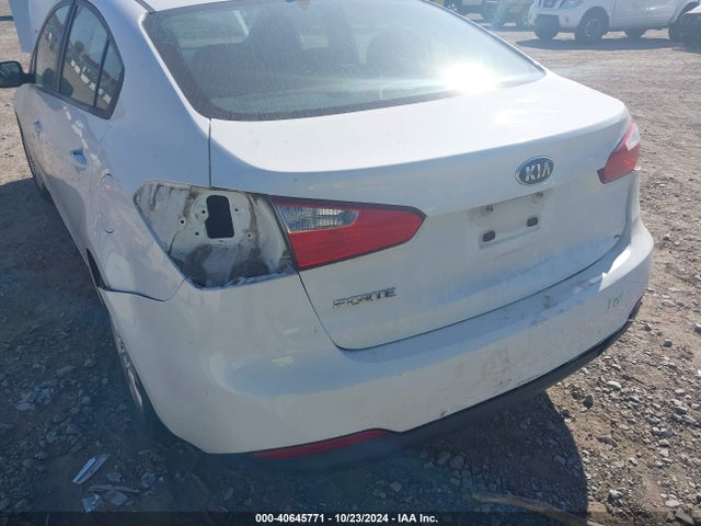 KIA FORTE LX 2016 KNAFK4A69G5588148 Image 6