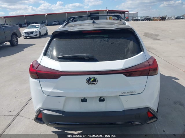JTHR6JBH1P2158150 Lexus Ux 250h F Sport Handling
