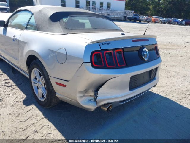 1ZVBP8EMXE5238055 Ford Mustang V6 Premium