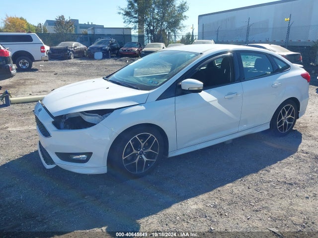Ford FOCUS SE 2016 1FADP3F2XGL349995 Image 2