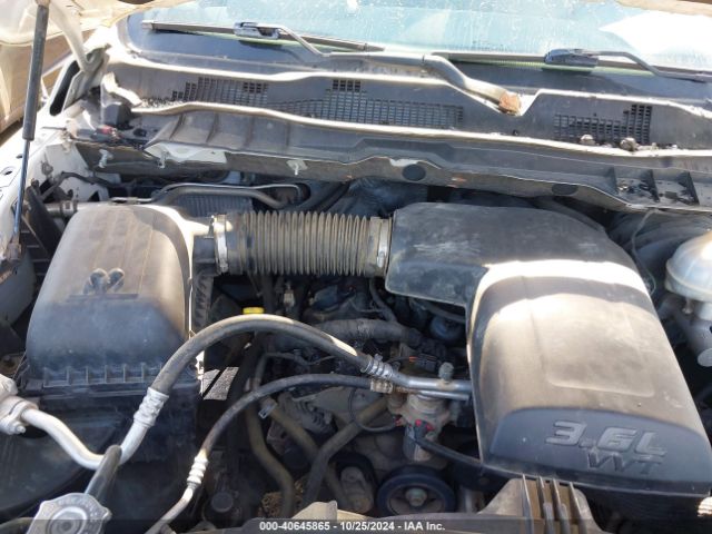 3C6JR6DG2JG244712 RAM 1500 Tradesman  4x2 8' Box