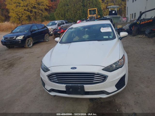 3FA6P0LU2KR226702 Ford Fusion Hybrid Se