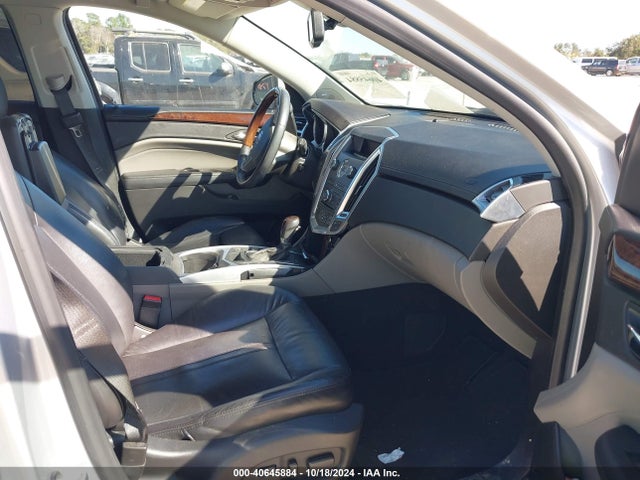 2011 CADILLAC SRX 3GYFNAEY0BS660223 Photo 4