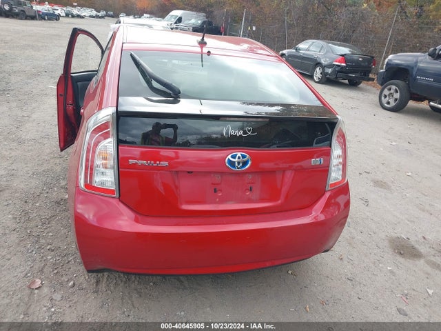 Toyota Prius 2015 JTDKN3DU3F1889114 Image 16