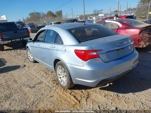 1C3CCBAB4EN211832 Chrysler 200 LX