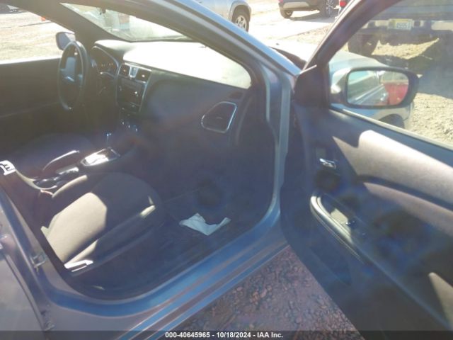1C3CCBAB4EN211832 Chrysler 200 LX